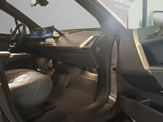 BMW iX xDrive40