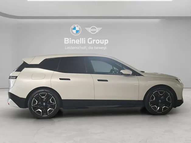BMW iX xDrive40