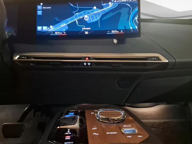 BMW iX xDrive40