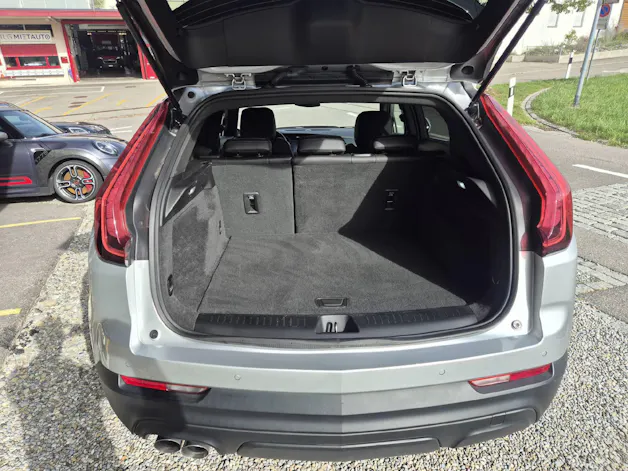 CADILLAC XT4 2.0 TD 174 PS Luxury