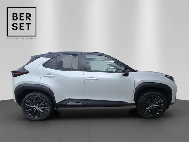 Toyota Yaris Cross 1.5 VVT-i HSD Adventure AWD-i