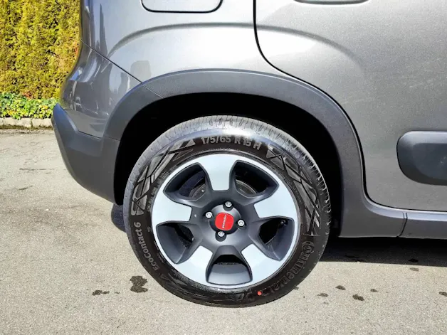 FIAT Panda 1.0 Hybrid Cross