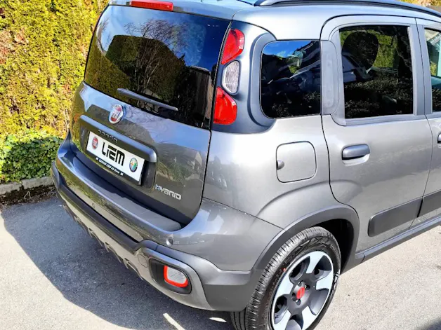FIAT Panda 1.0 Hybrid Cross