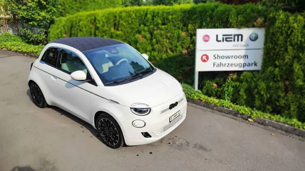 FIAT 500 Cabrio La Prima by Bocelli Top