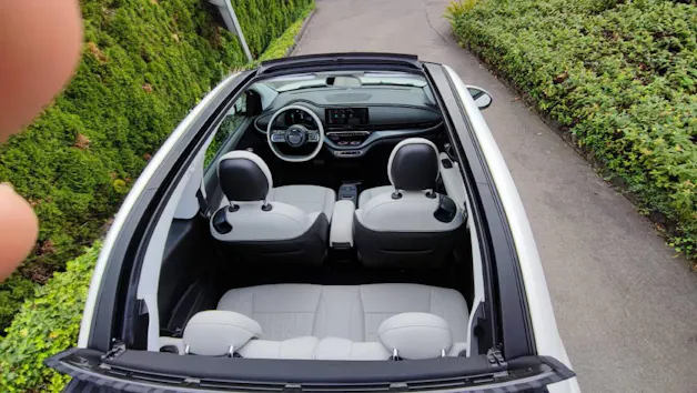 FIAT 500 Cabrio La Prima by Bocelli Top