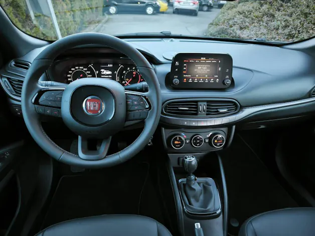 FIAT Tipo 1.4 T-Jet S-Design
