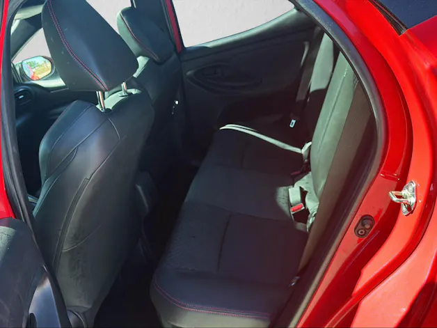 Toyota Yaris 1.5 VVT-i HSD Premiere Edition
