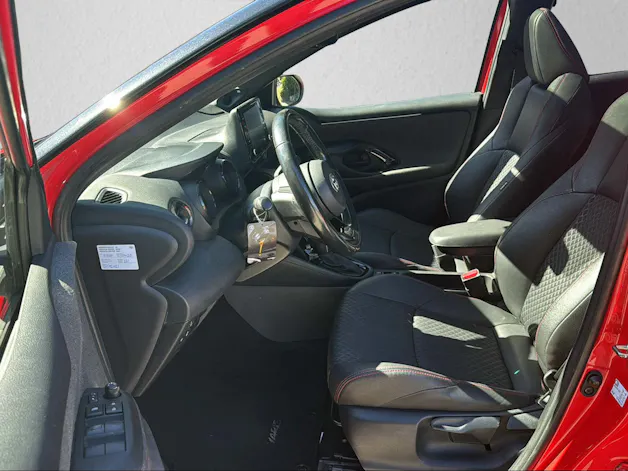 Toyota Yaris 1.5 VVT-i HSD Premiere Edition