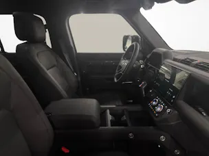 Land Rover Defender 110 3.0 D I6 350 X-Dynamic HSE