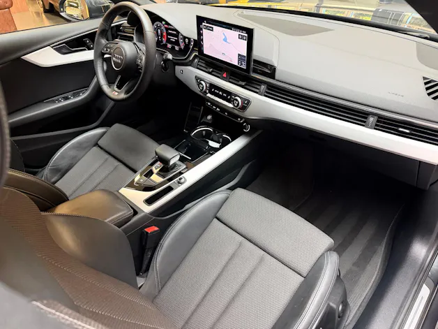 AUDI A4 Avant 2.0 35 TDI T-Tronic