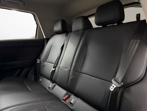 https://vehicle.imgix.net/4444470/4fba3650-a142-4ca5-b1e8-d58ea318f692.jpg