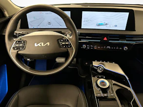 https://vehicle.imgix.net/4444509/a1fb45f0-b38a-4ef5-bd52-1ec5a74a5dac.jpg