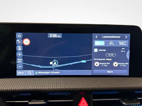 https://vehicle.imgix.net/4444513/794139d1-febd-4c77-a0d0-fefada710df5.jpg