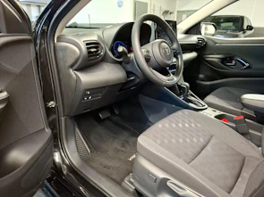 Fahrzeugbild TOYOTA Yaris 1.5 VVT-i HSD Trend
