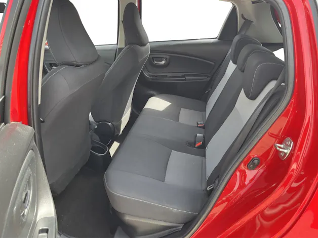 Toyota Yaris 1.5 VVT-i HSD Trend