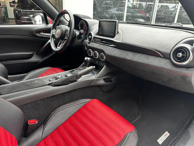 FIAT 124 Abarth Spider 1.4 MultiAir
