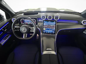 https://vehicle.imgix.net/4444562/98ecbe97-25c8-4faa-83a2-3508fc4ef74f.jpg