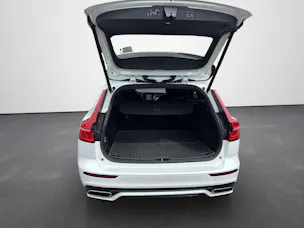 VOLVO V60 2.0 T8 TE R-Design eAWD