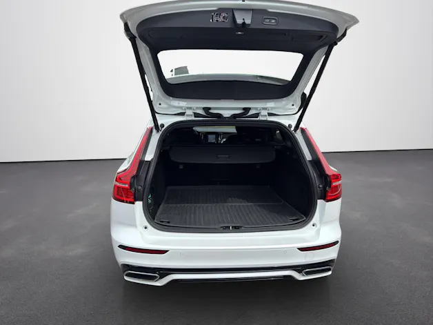 VOLVO V60 2.0 T8 TE R-Design eAWD