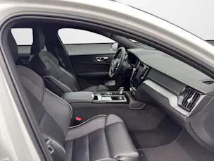 VOLVO V60 2.0 T8 TE R-Design eAWD