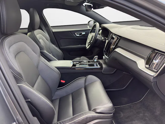 VOLVO V60 2.0 T6 TE R-Design eAWD