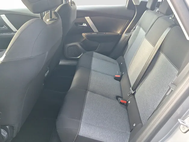 CITROEN C4 1.2 PureTech Swiss Edition