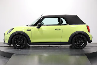 https://vehicle.imgix.net/4444655/24f5195e-bb16-48cb-9e85-5d970a436d44.JPG