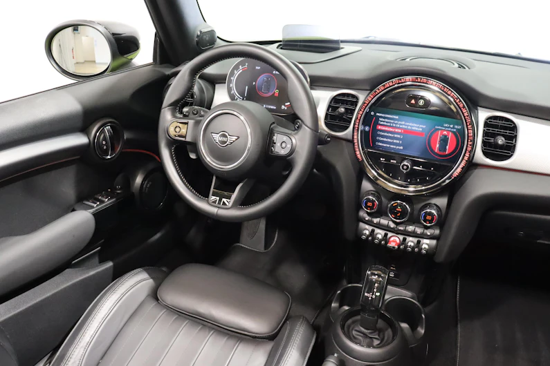 image du véhicule MINI CABRIO