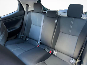 Fahrzeugbild TOYOTA Yaris 1.5 VVT-i HSD Trend