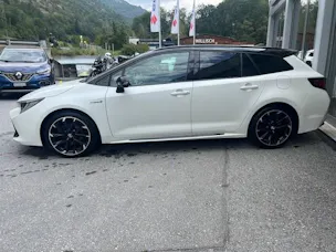 Toyota Corolla Touring Sports 2.0 HSD GR-S