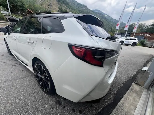 Toyota Corolla Touring Sports 2.0 HSD GR-S