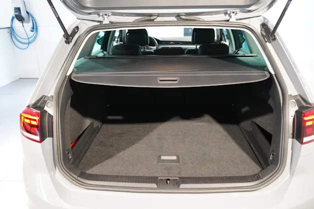 VW Passat Variant 2.0 TDI 200 Business DSG 4m