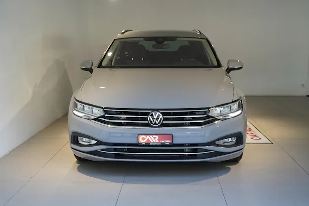 VW Passat Variant 2.0 TDI 200 Business DSG 4m