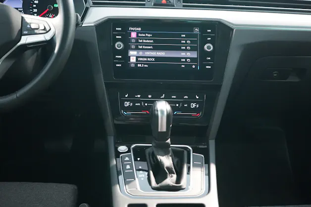 VW Passat Variant 2.0 TDI 200 Business DSG 4m