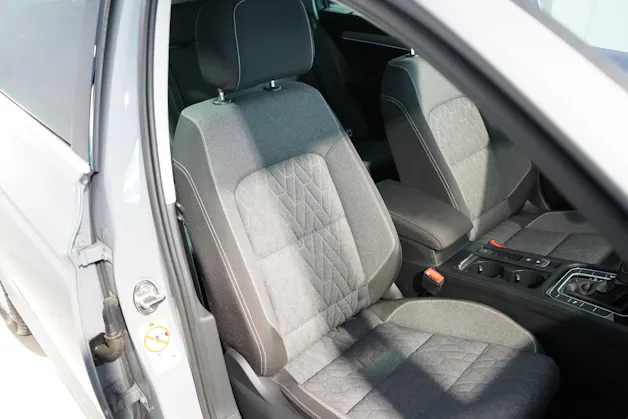 VW Passat Variant 2.0 TDI 200 Business DSG 4m