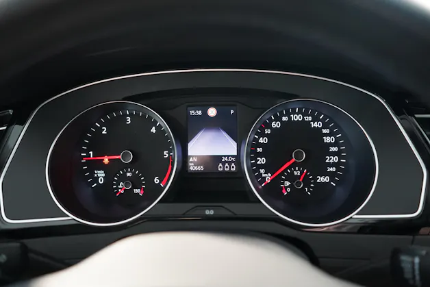 VW Passat Variant 2.0 TDI 200 Business DSG 4m