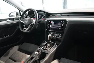 VW Passat Variant 2.0 TDI 200 Business DSG 4m