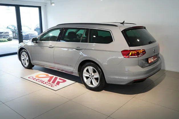 VW Passat Variant 2.0 TDI 200 Business DSG 4m