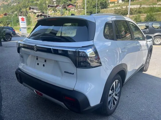 Suzuki S-Cross 1.4 T Piz Sulai Top Hybrid 4x4