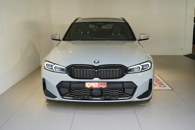 BMW 318i Touring