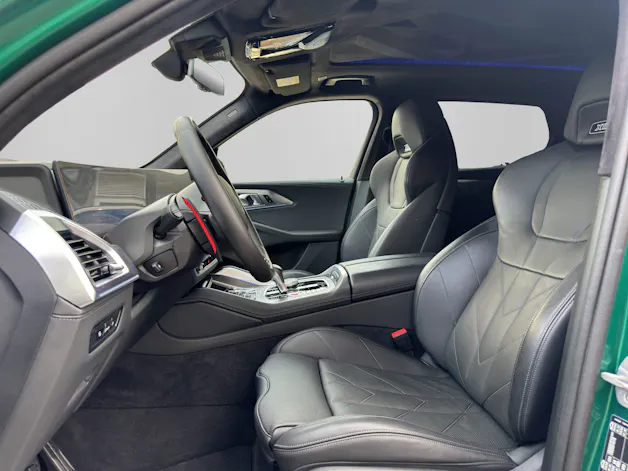 BMW XM 50e Plug-in Hybrid