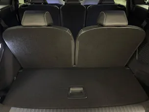PEUGEOT 5008 1.2 Hybrid GT Exclusive