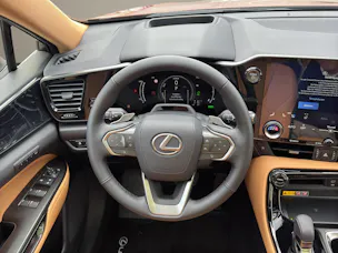 Lexus NX 450h+ Comfort