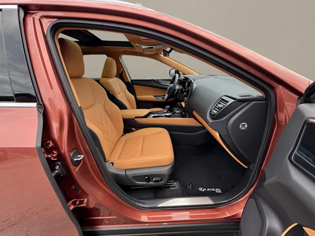 Lexus NX 450h+ Comfort