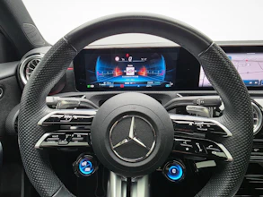 https://vehicle.imgix.net/4444779/8f02c6bf-0407-45d4-ad87-e957578bf850.jpg