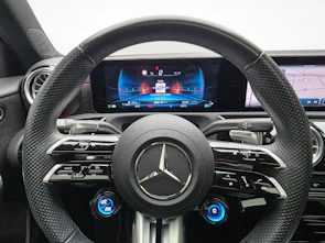 image du véhicule MERCEDES-BENZ A 35 AMG 4matic