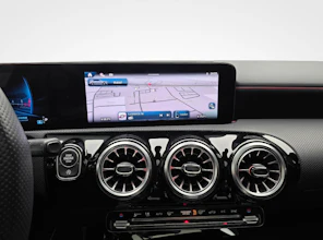 https://vehicle.imgix.net/4444779/bf3966d9-b9ae-4a27-8d4f-afef9caee403.jpg