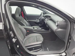 MERCEDES-BENZ A 35 AMG 4matic