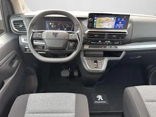 PEUGEOT Traveller Standard 2.2 BlueHDi 180 Family Edition S/S