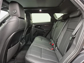 https://vehicle.imgix.net/4444825/26e0748d-2adc-4f6a-b713-1f673e84cc3d.jpg